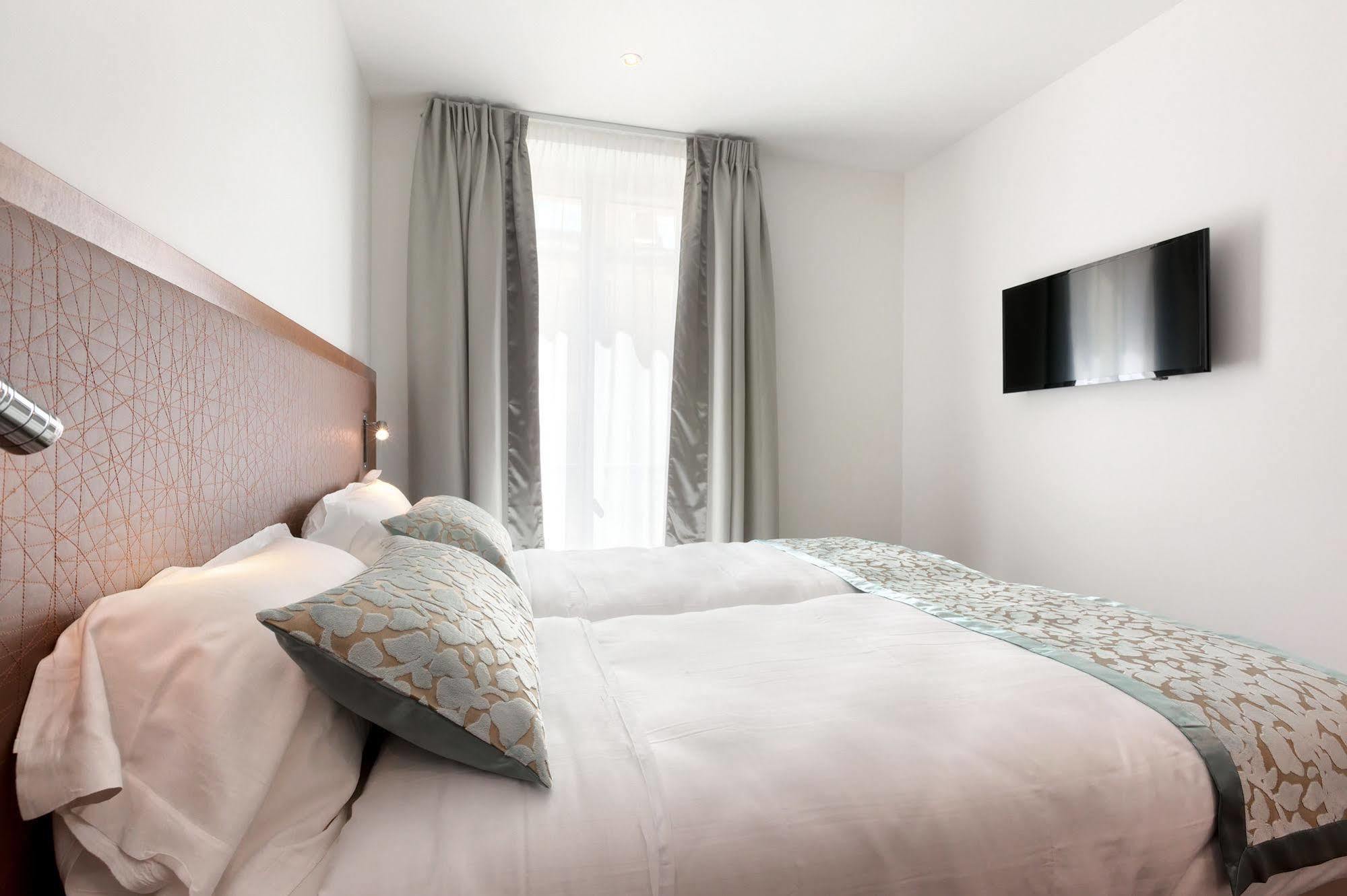 Le Trente Hotel Paris Bagian luar foto